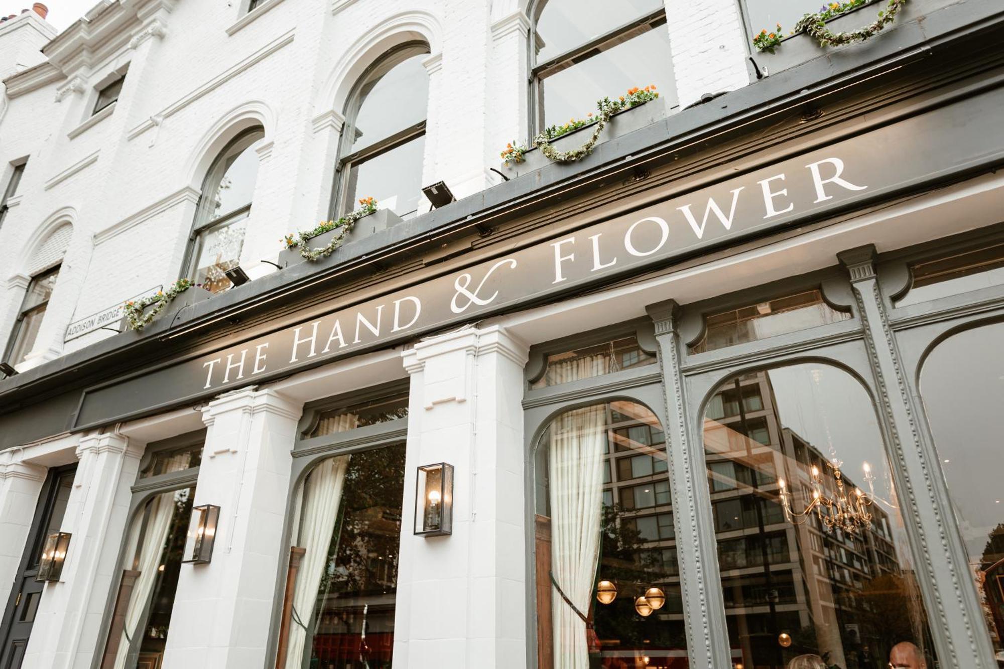 Hand & Flower Londen Buitenkant foto